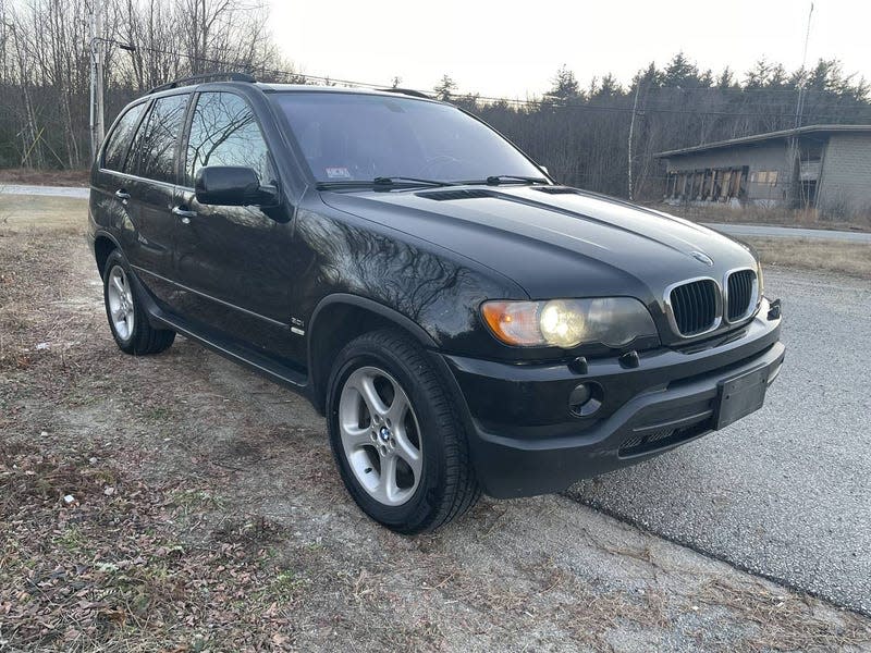 Photo: <a class="link " href="https://nh.craigslist.org/cto/d/londonderry-rare-2001-bmw-x5-30-awd/7755486172.html" rel="nofollow noopener" target="_blank" data-ylk="slk:Craigslist;elm:context_link;itc:0;sec:content-canvas">Craigslist</a>