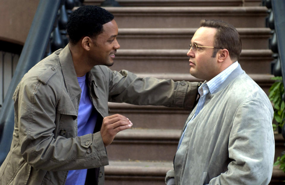 Will Smith and Kevin James talking on a stoop