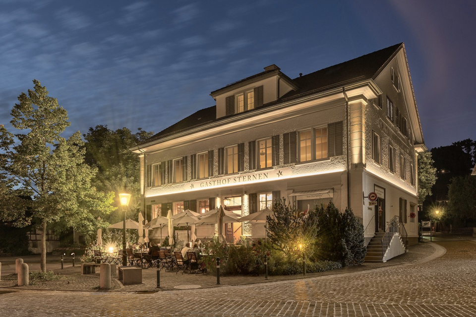 Fondée en <strong>1230</strong>, cette auberge de presque huit siècles d’histoire située dans le canton d’Aargau est évidemment la plus ancienne de Suisse.