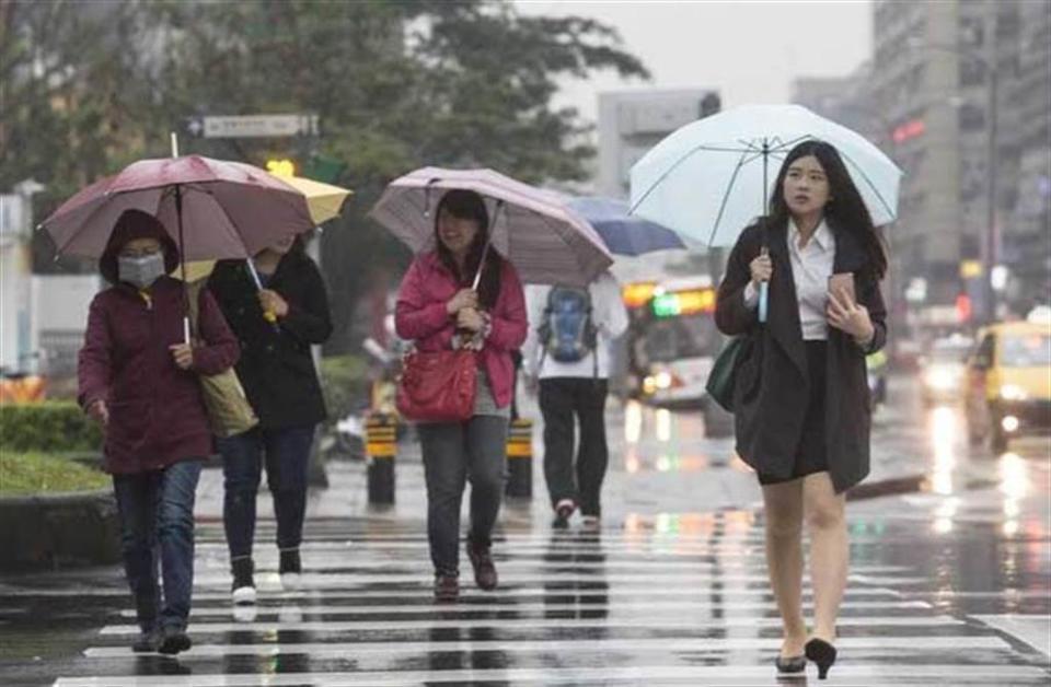 入夜再冷一波 這天鋒面報到 全台連雨3天。(資料照)
