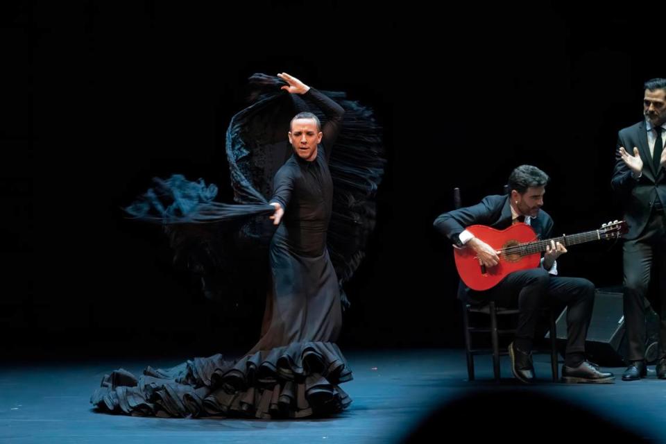 Manuel Liñán en “Soleá”. Foto Daniel Azoulay/Cortesía Arsht Center