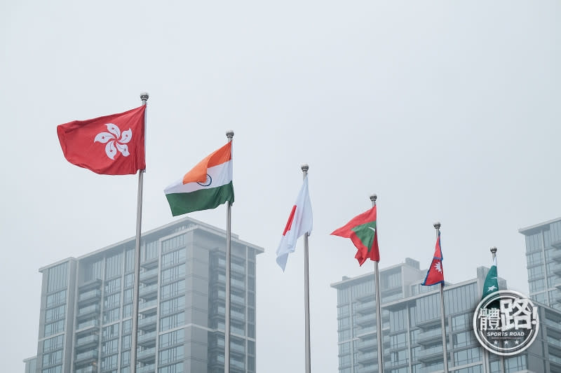 除港隊之外，印度、日本、馬爾代夫、尼泊爾及巴基斯坦代表團亦有出席升旗儀式。