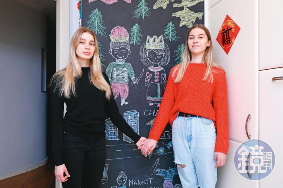 瑪格麗塔（左）、安娜（右）1個月前在波蘭接受本刊採訪。