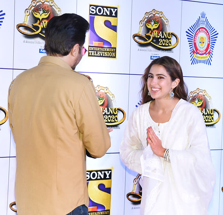 All the candid moments from Umang 2020 red carpet