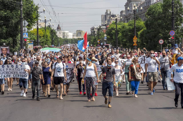 Mass protests rock city in Russia's far east after governor's arrest