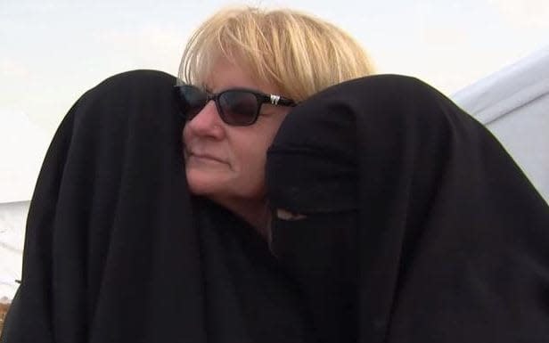 Karen Nettleton, 58, searched for her grandchildren in the camps in Syria - ABC