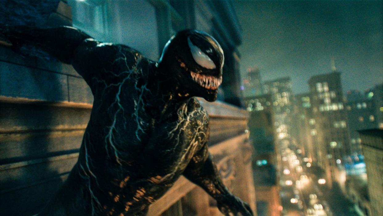  Tom Hardy on set of Venom 3. 