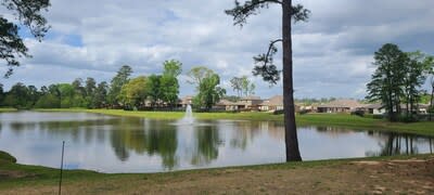 Neighborhood Lake | New Construction Homes in Magnolia, TX | Lakes at Black Oak by Century Communities