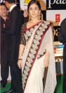 <p><b>Vidya Balan: </b> </p> <p> Who does not not know Vidya’s love for sarees? Be it an award show or a simple endorsement, Vidya never fails to woo the crowd with her ethnic drapes. </p>