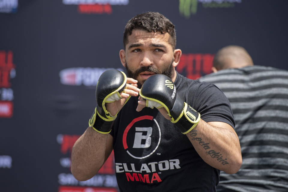 Inglewood, CA - 22 de julio: Campeón Patricio 