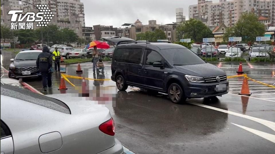 台中榮總停車場死亡車禍。（圖／TVBS）