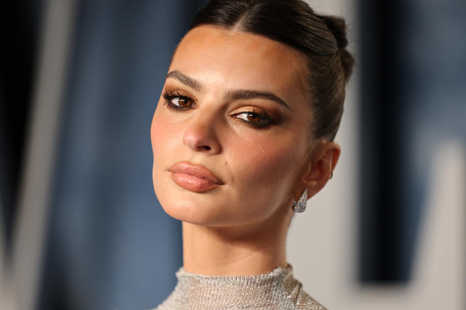 BEVERLY HILLS, CALIFORNIA - MARCH 12: Emily Ratajkowski attends the 2023 Vanity Fair Oscar Party Hosted By Radhika Jones at Wallis Annenberg Center for the Performing Arts on March 12, 2023 in Beverly Hills, California. (Photo by Cindy Ord/VF23/Getty Images for Vanity Fair)