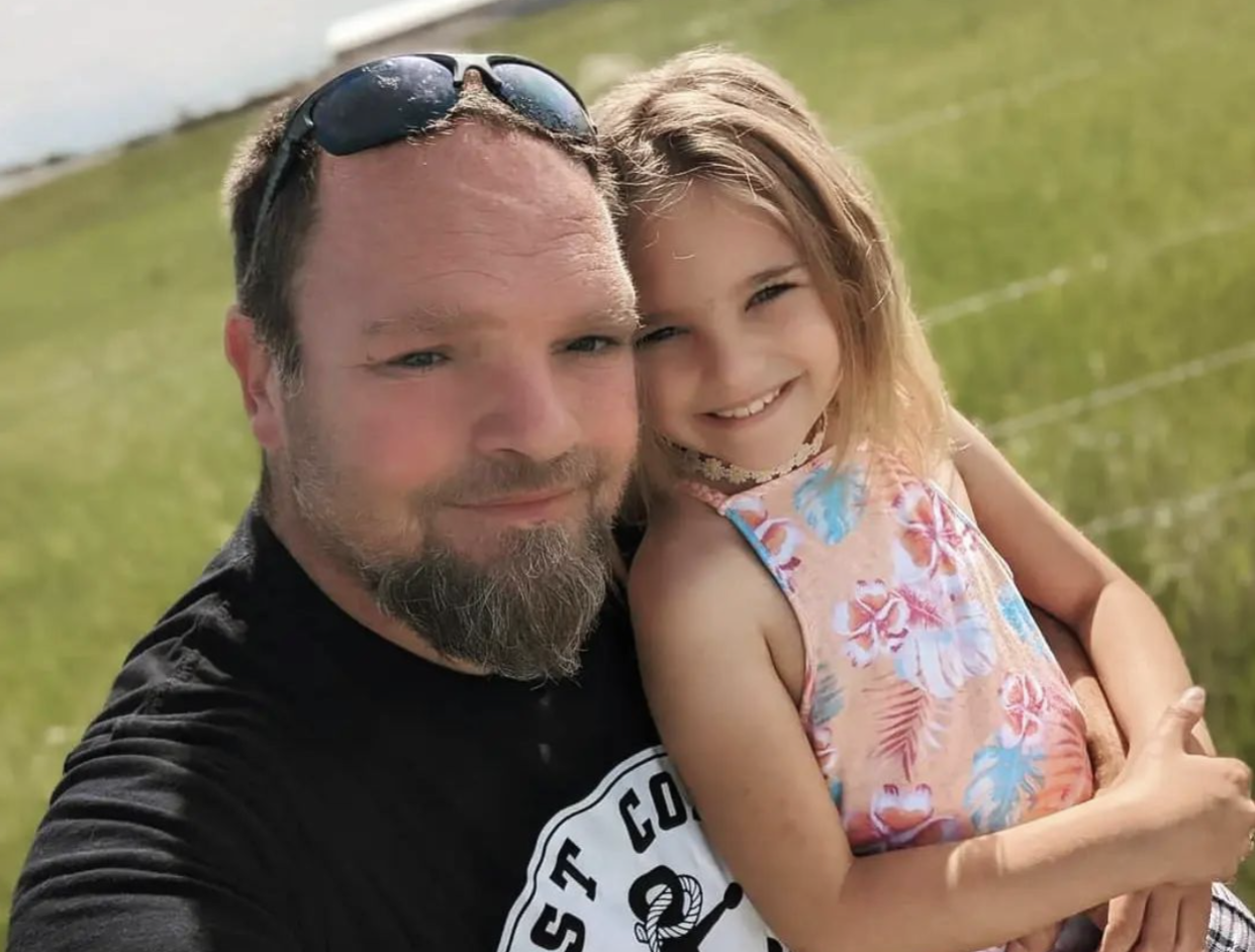 Dave Murphy says his daughter, Chloe, was a major inspiration in helping him get fit. (Photo via @davemuryyc on Instagram)