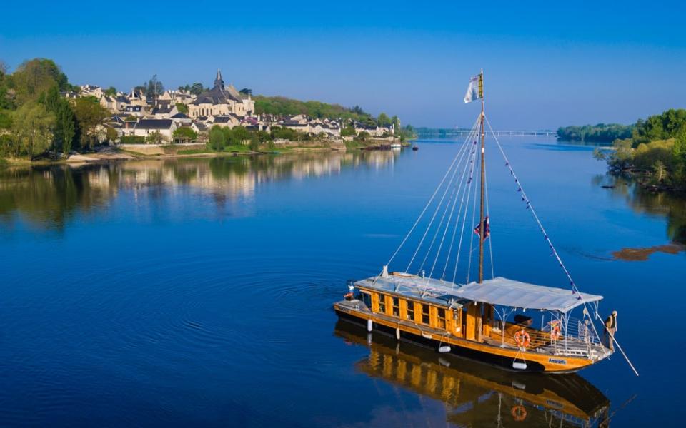 Loire boat - Getty 