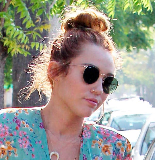 Miley Cyrus’ New Nose Ring — Her Edgy Look