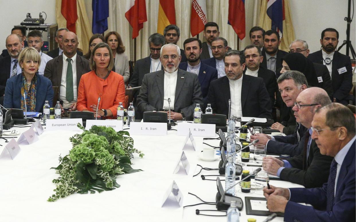 Federica Mogherini (2nd L), Iran's Foreign Minister Mohammad Javad Zarif (3rd L), and Russia's Foreign Minister Sergei Lavrov (R front) attend a ministerial meeting on Iran's nuclear programme in Vienna. - TASS