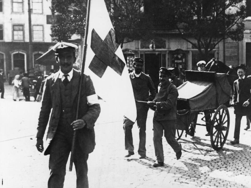 red cross 1910