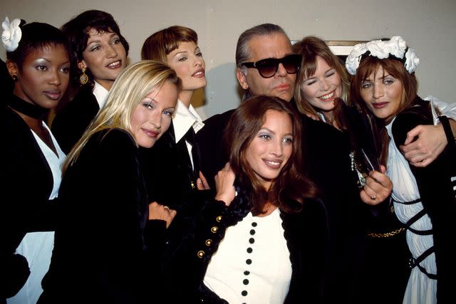 Christy Turlington and other models with Karl Lagerfeld