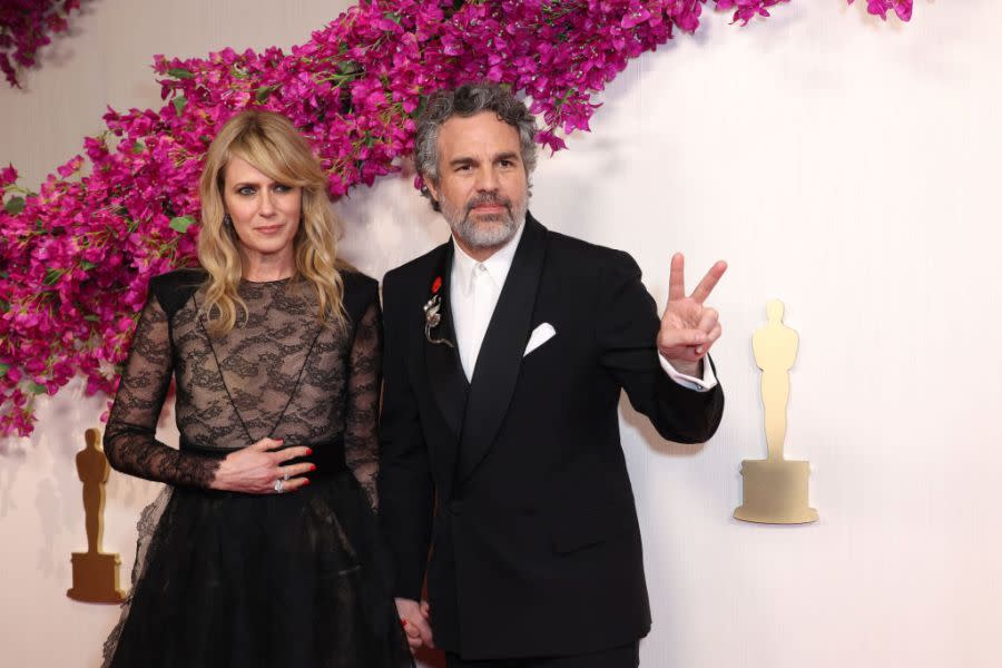 HOLLYWOOD, CALIFORNIA – MARCH 10: (L-R) Sunrise Coigney and Mark Ruffalo attend the 96th Annual Academy Awards on March 10, 2024 in Hollywood, California. (Photo by JC Olivera/Getty Images)