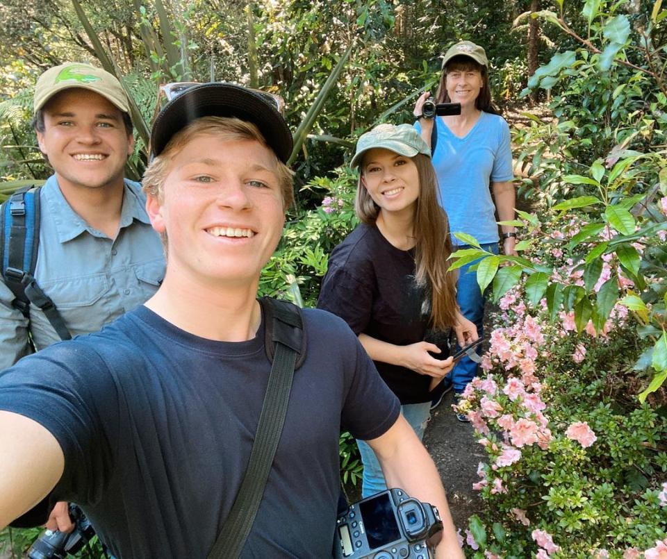 Bindi Irwin with her brother, Robert Irwin, husband Chandler Powell and mother, Terri Irwin on a hike