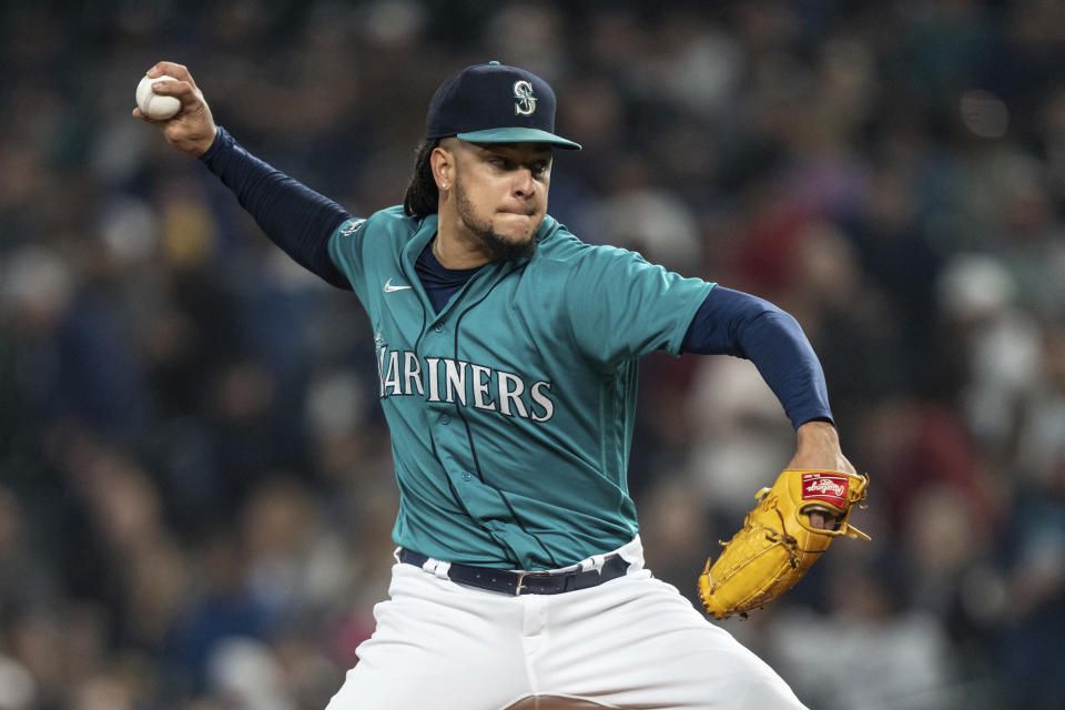 Seattle Mariners starter Luis Castillo delivers a pitch during the first inning of a baseball game against the Houston Astros, Monday, Sept. 25, 2023, in Seattle. (AP Photo/Stephen Brashear)