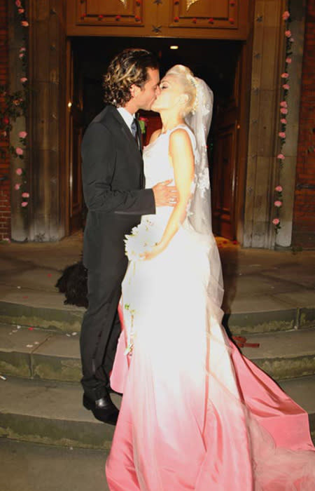 gwen-stefani-wedding-dress