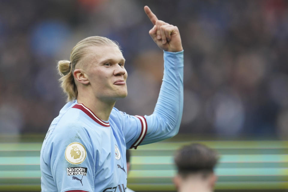 Erling Haaland tras anotar el primer gol del Manchester City en la victoria 3-0 ante Wolverhampton en la Liga Premier, el domingo 22 de enero de 2023. (AP Foto/Dave Thompson)