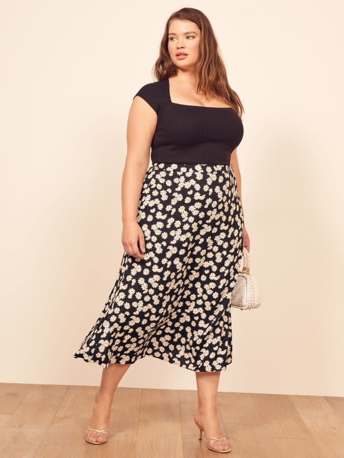 Available in sizes 14 to 24. <strong><a href="https://fave.co/2HJxWPJ" target="_blank" rel="noopener noreferrer">Get it at Reformation, $148</a></strong>.