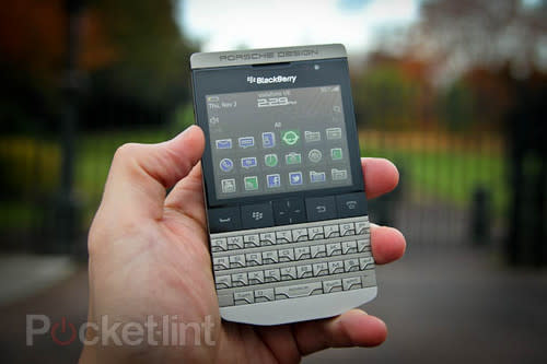 BlackBerry Porsche Design P'9981 pictures and hands-on