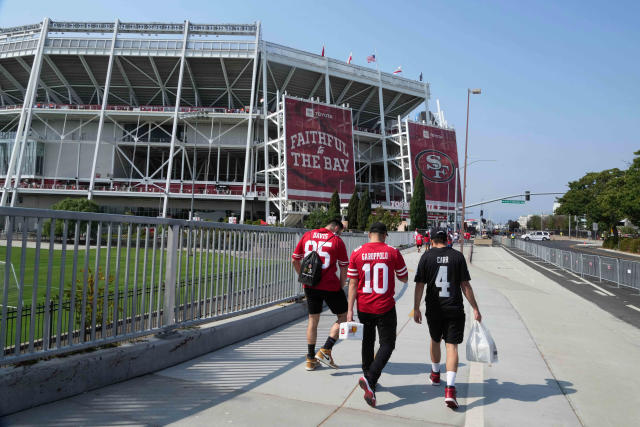 49ers QB Jimmy Garoppolo agrees to $67.5 million deal with Raiders