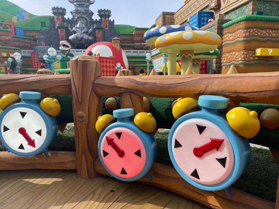 clocks for key challenges at super nintendo world