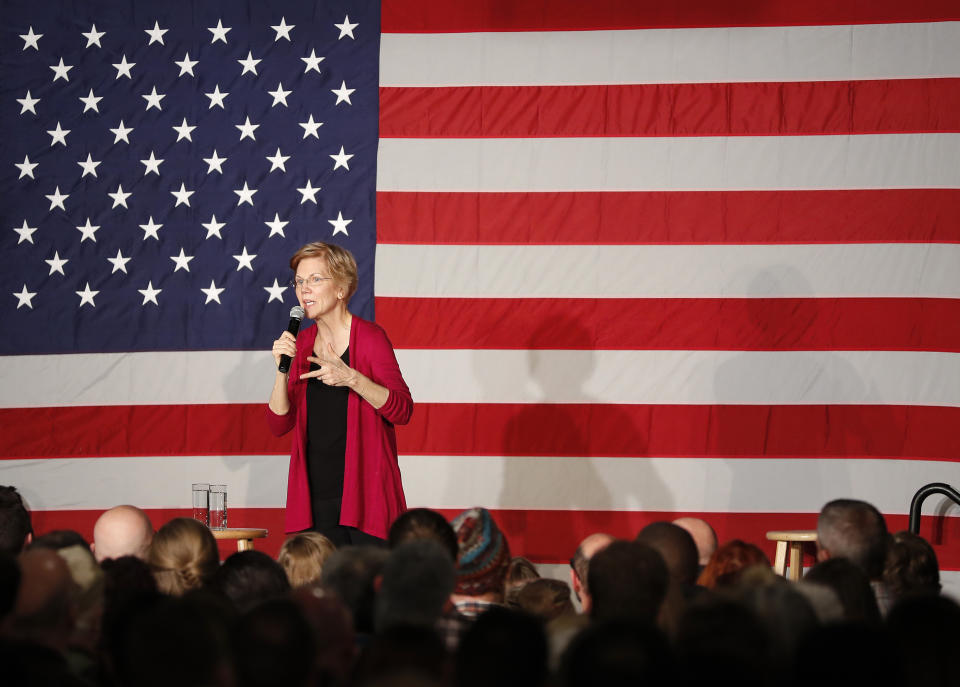 Leading Democrats are quickly lining up for presidential bids. Sen. Elizabeth Warren (D-Mass.) spoke in Des Moines shortly after announcing her intention to run. (Photo: ASSOCIATED PRESS/Matthew Putney)