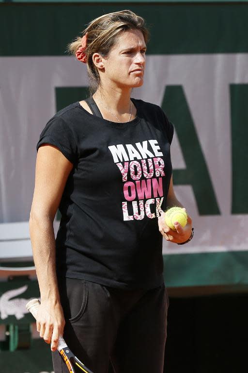 Andy Murray is banking on the experience of French coach Amelie Mauresmo, pictured at a practice session in Paris on May 22, 2015