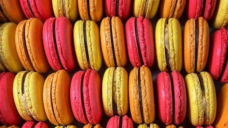 Macarons in lines