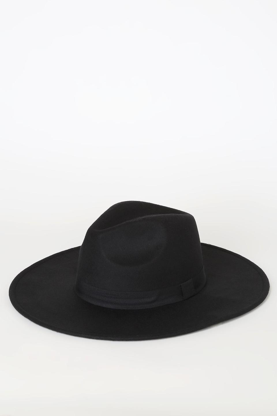10) Wide Brim Fedora Hat