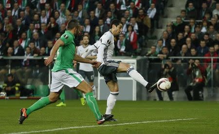 Soccer Football - Saint-Etienne v Manchester United - UEFA Europa League Round of 32 Second Leg - Stade Geoffroy-Guichard, Saint-Etienne, France - 22/2/17 Manchester United's Henrikh Mkhitaryan scores their first goal Action Images via Reuters / Andrew Boyers Livepic