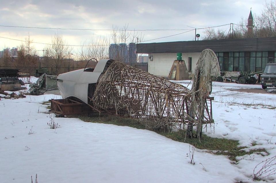 A different Soviet Hurricane wreck undergoes restoration near Moscow, Russia. <em>parfaits/Wikimedia Commons</em>