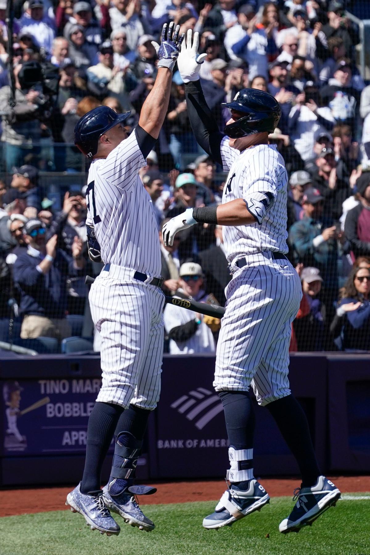 Aaron Judge, Giancarlo Stanton power Yankees past A's