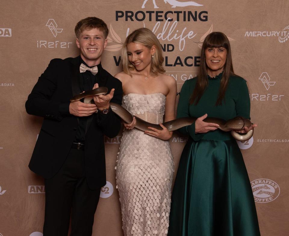 Robert Irwin, Rorie Buckey and Terri Irwin