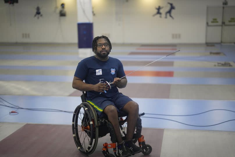 ust days before he started decisive competitions to secure his spot at the Paris Paralympics, Paralympian fencer Vanderson Chaves's apartment was inundated.