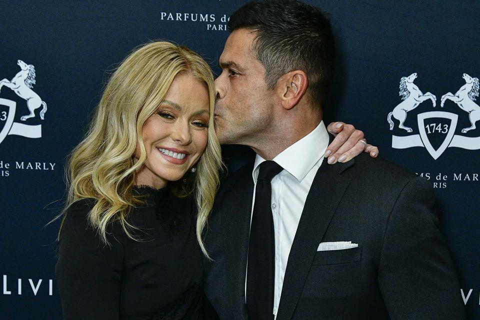 Eugene Gologursky/Getty Images Kelly Ripa and Mark Consuelos