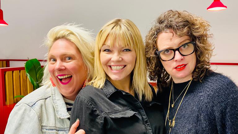 Comedy duo Scummy Mummies appeared on podcast White Wine Question Time with host Kate Thornton