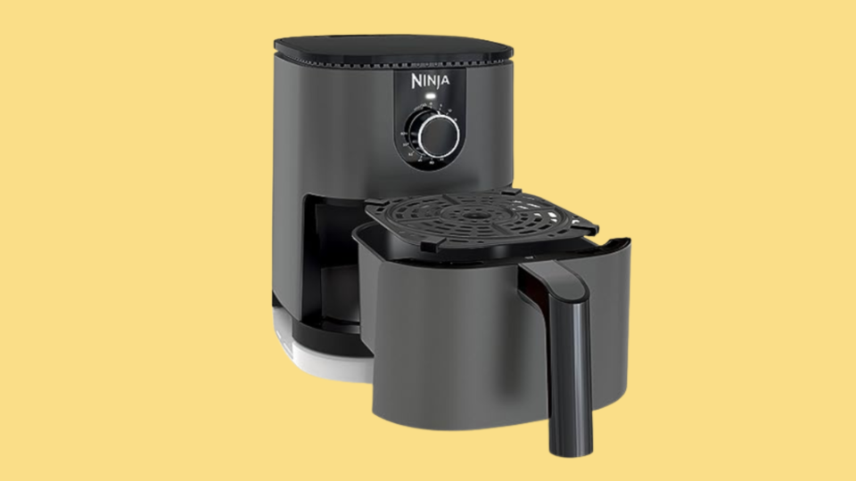 Make meal prep easier with this compact Ninja air fryer on sale now at Amazon.