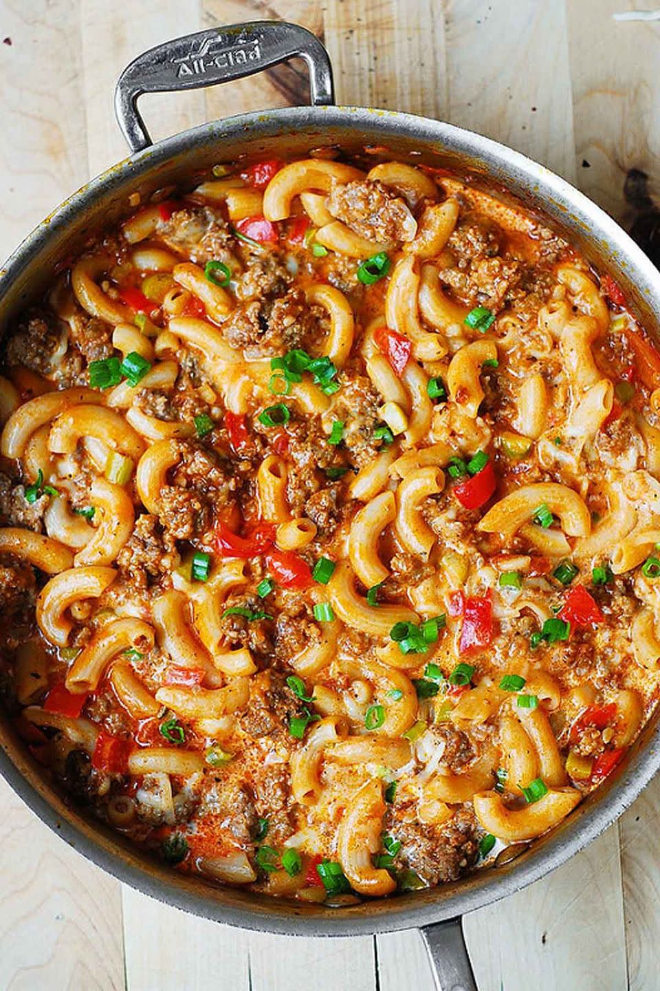 One-Skillet Mac and Cheese with Sausage and Bell Peppers