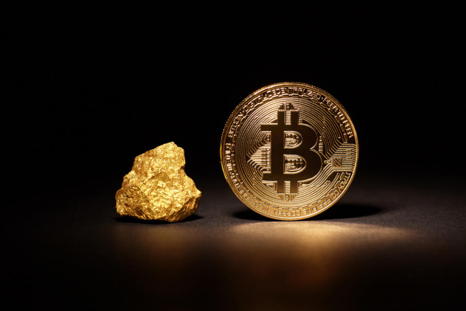 Bitcoin vs. gold