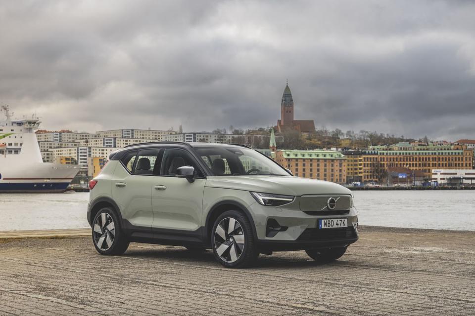 2024 volvo xc40 recharge