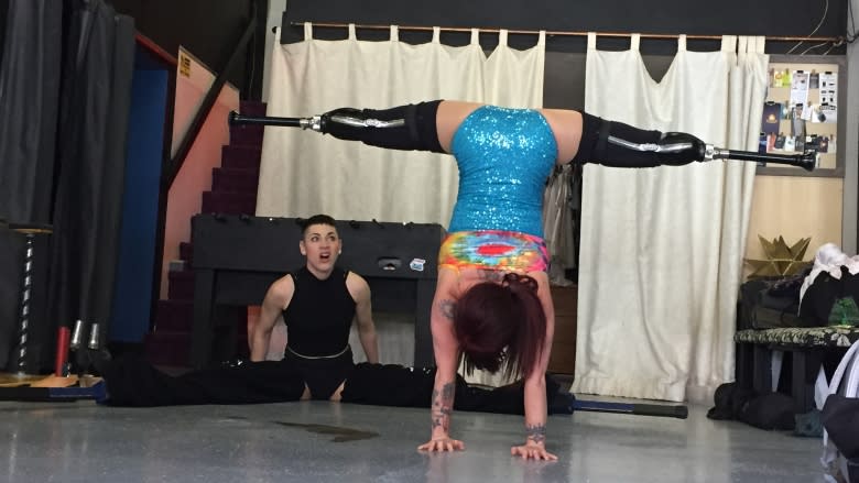 Acrobat who lost legs shares grief, hope in performance