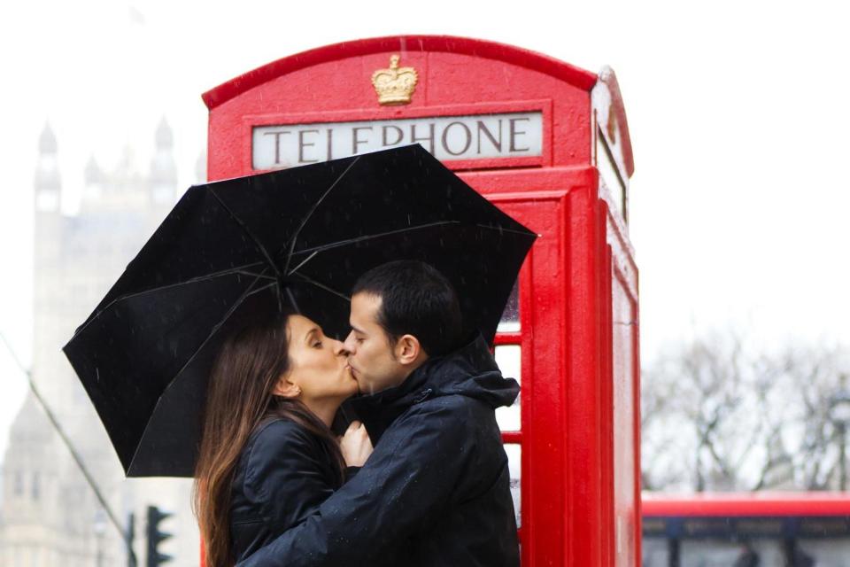 Kissing in the capital: get involved in National Kissing Day: Shutterstock / Luna Vandoorne