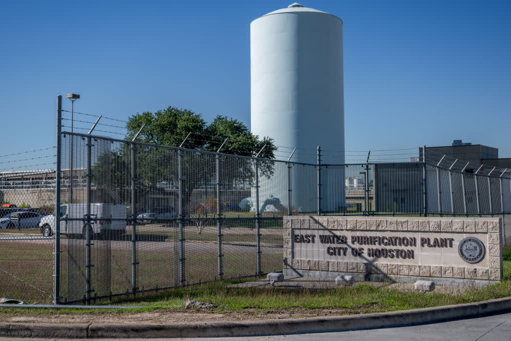 Schools Cancelled And A Boil Water Issue Ordered For Houston