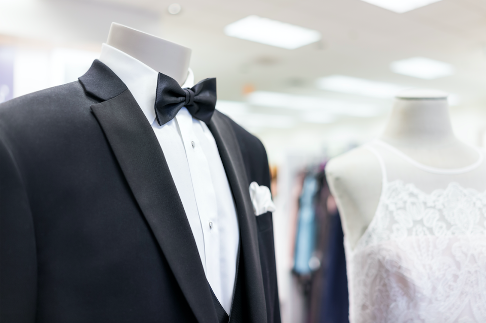 The bride’s gown cost $600, while the groomsmen’s tuxedos are $550 each. Photo: Getty